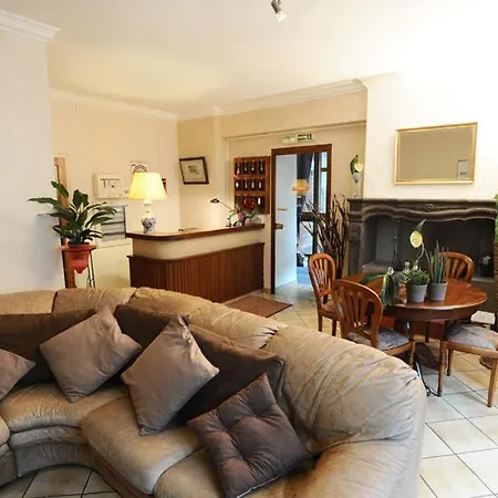 Hotel Les Negociants Pontgibaud